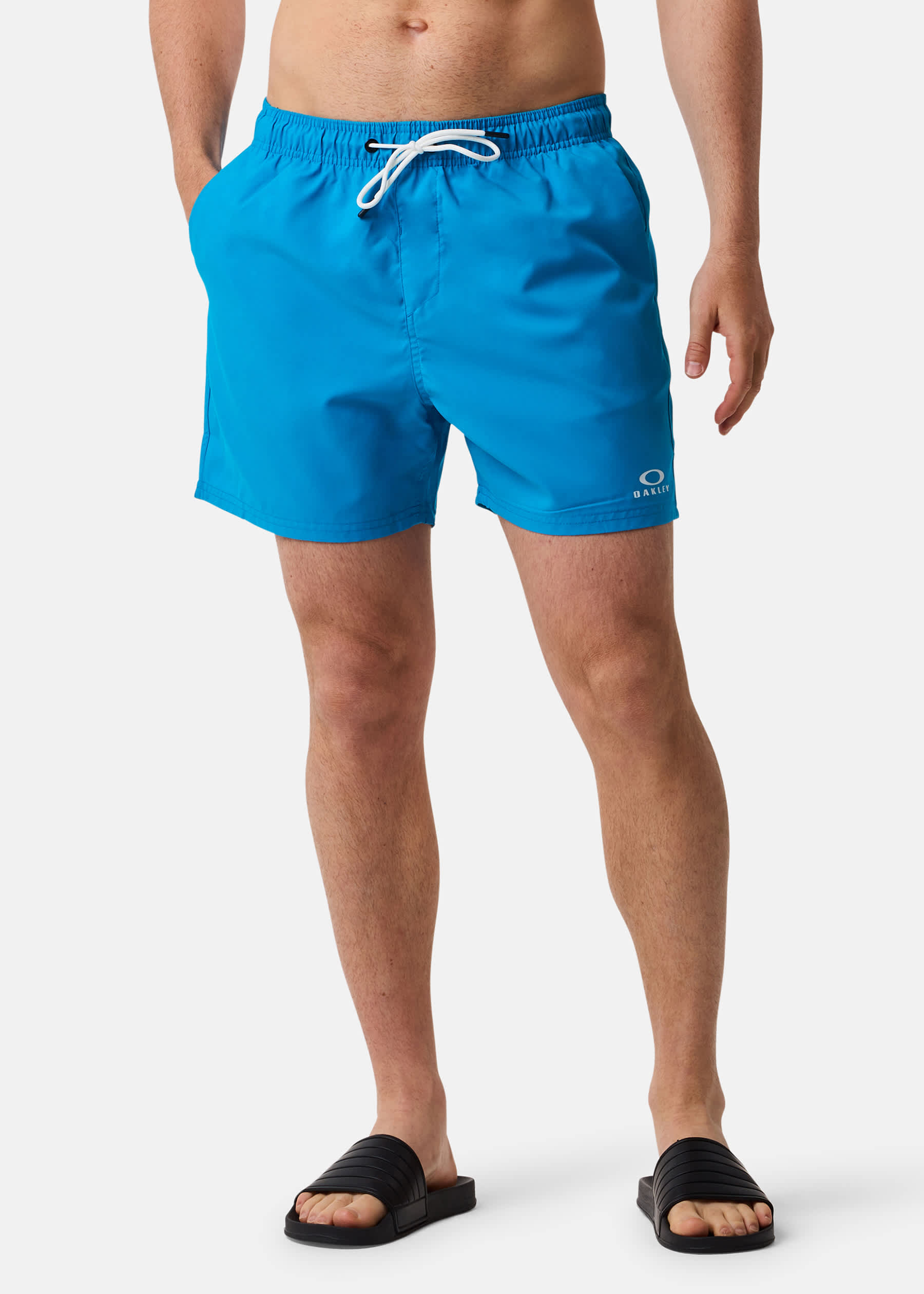 SWIMMING BLUE