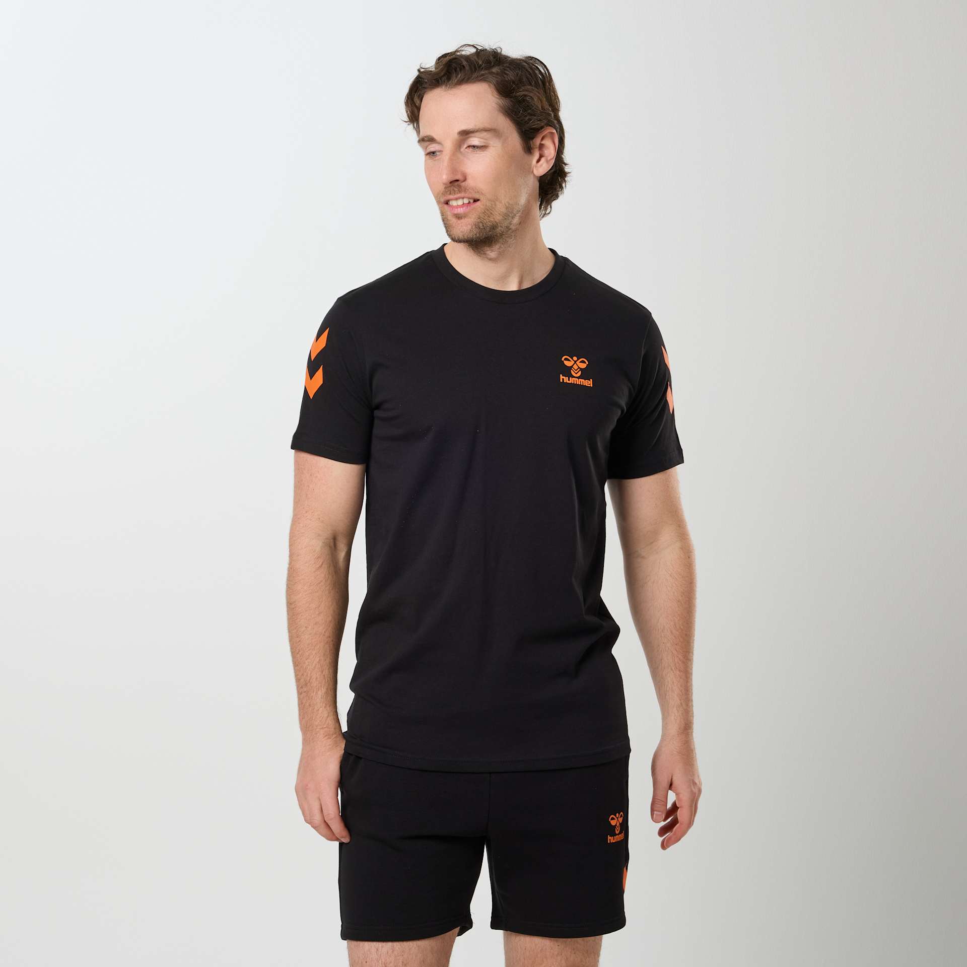 Black/Orange