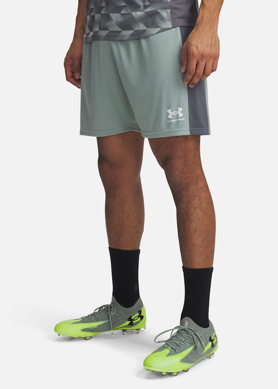 UA M's Ch. Knit Short