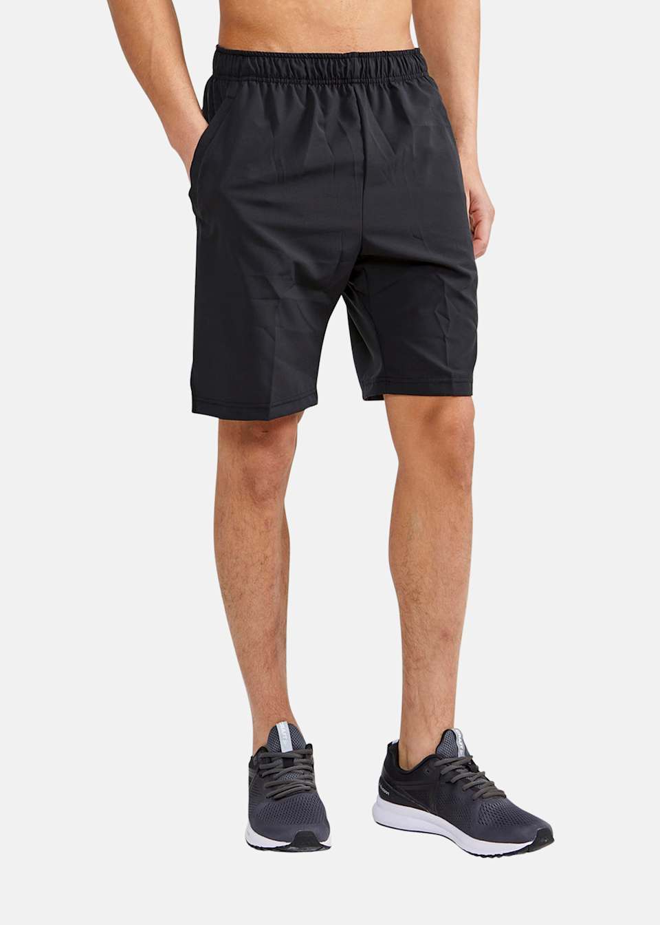 CORE ESSENCE SHORTS