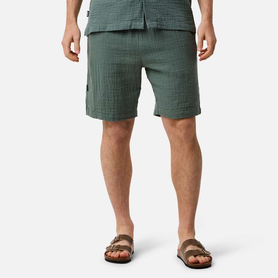 Max Shorts