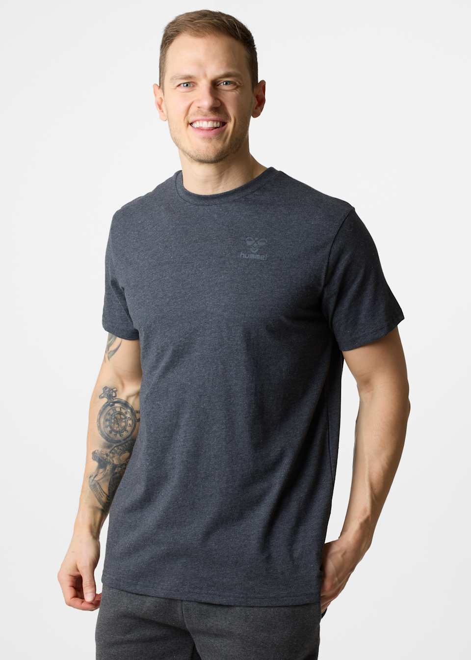 hmlBEE CLASSIC T-SHIRT S/S