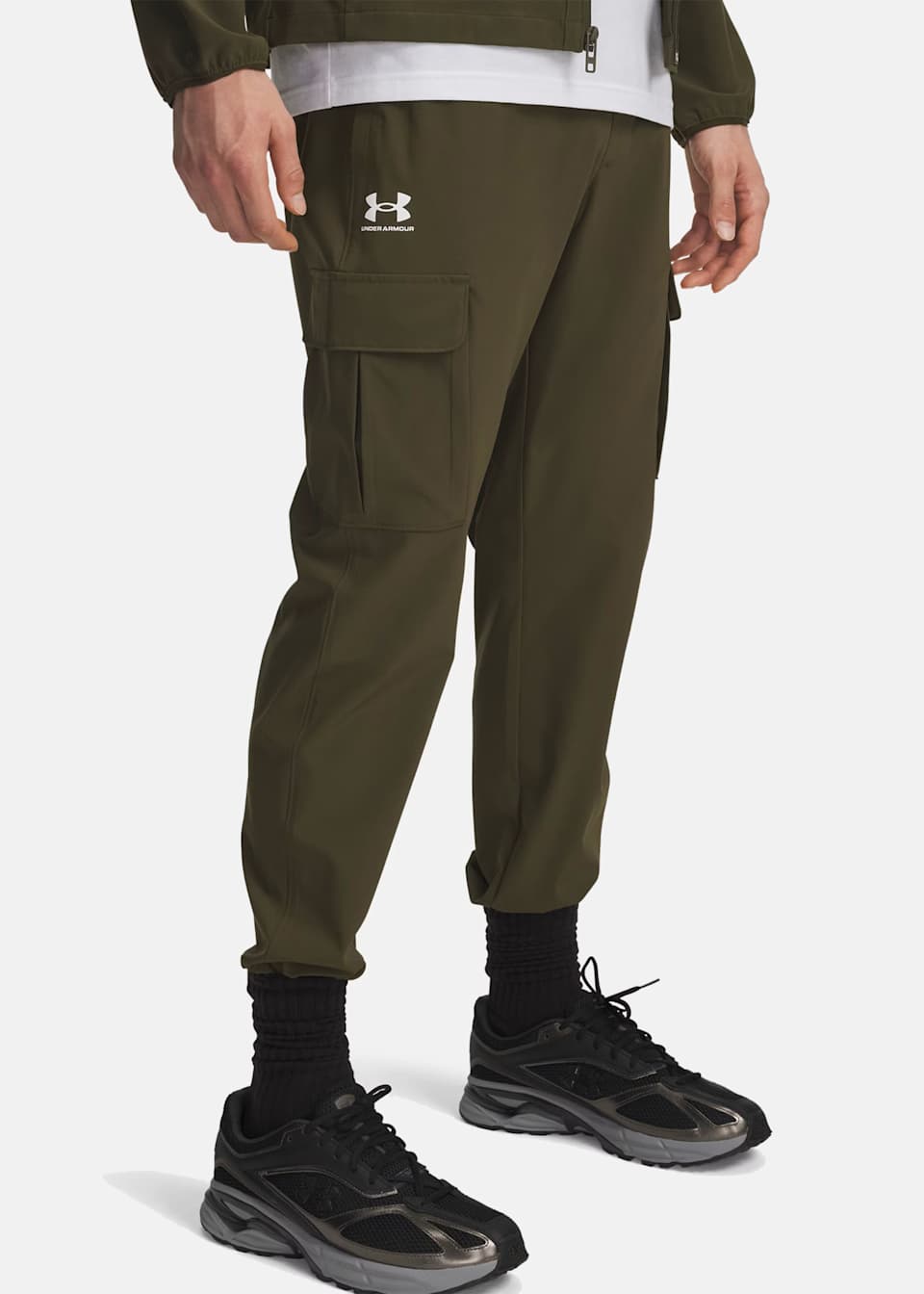 UA Vibe Woven Cargo Pants