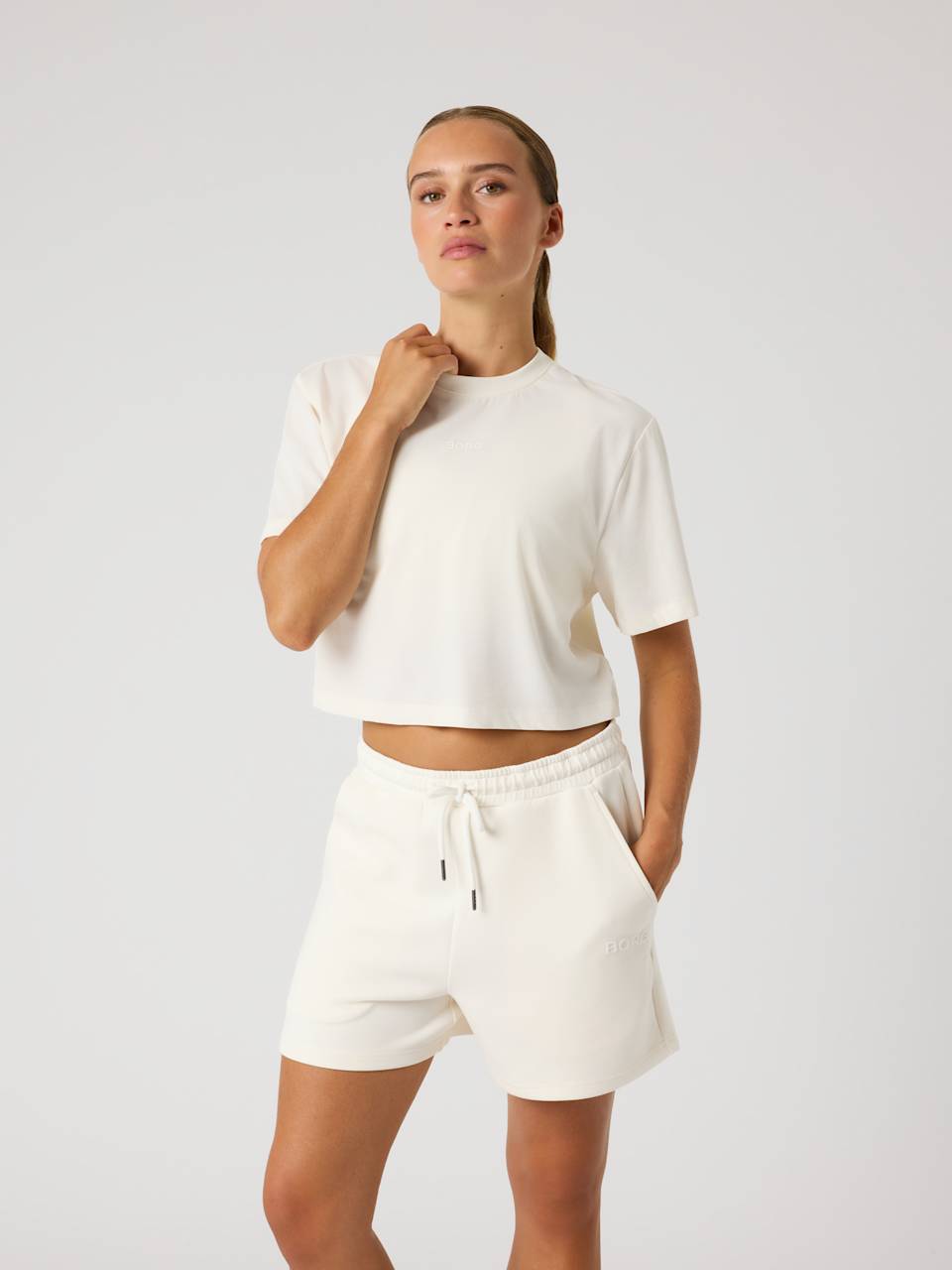 STUDIO OVERSIZED CROPPED T-SHI