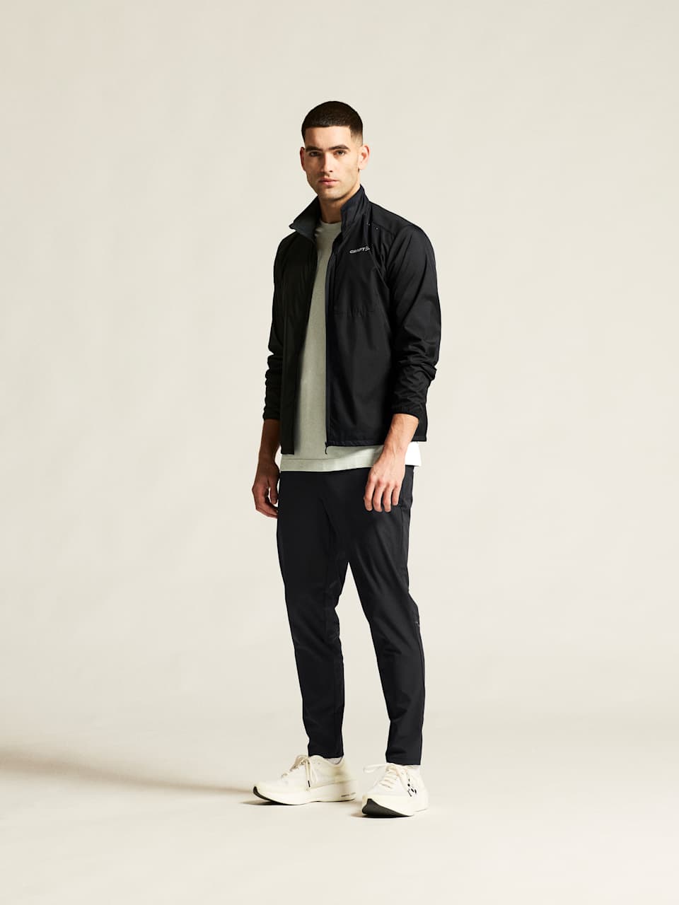 ESSENCE TRAINING PANTS 3