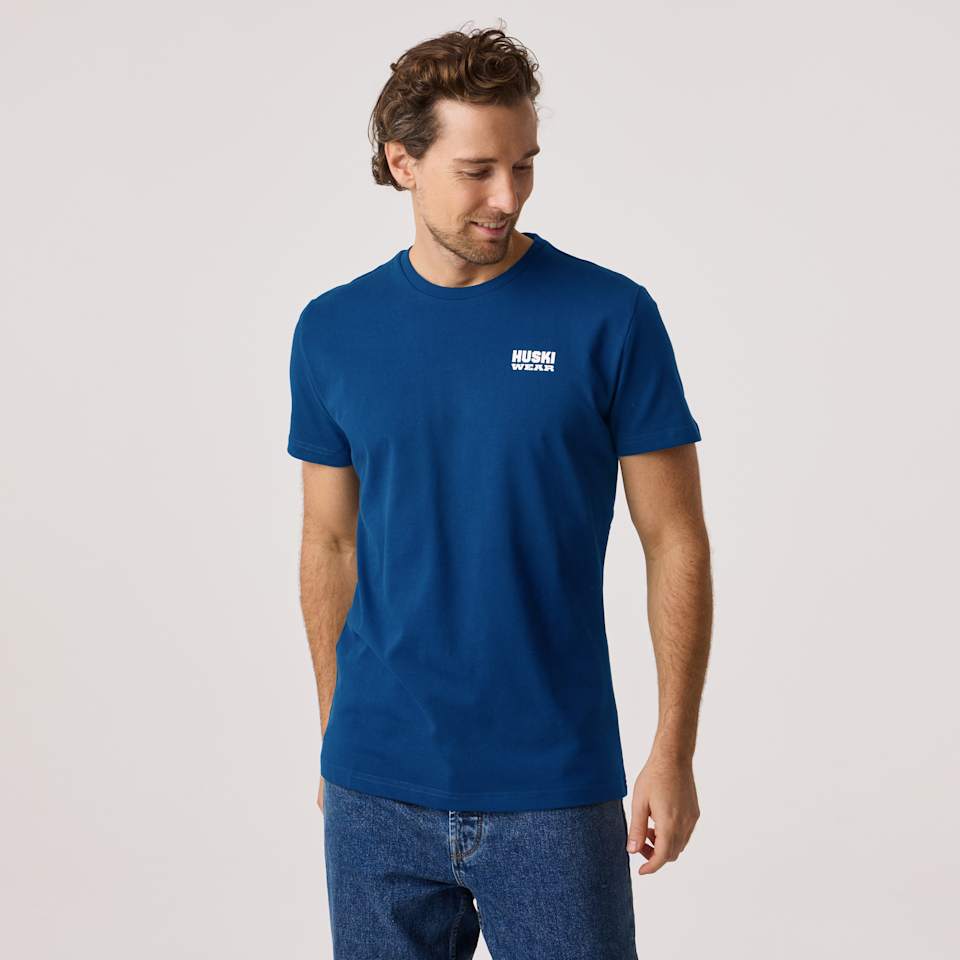 HUSKI TEE
