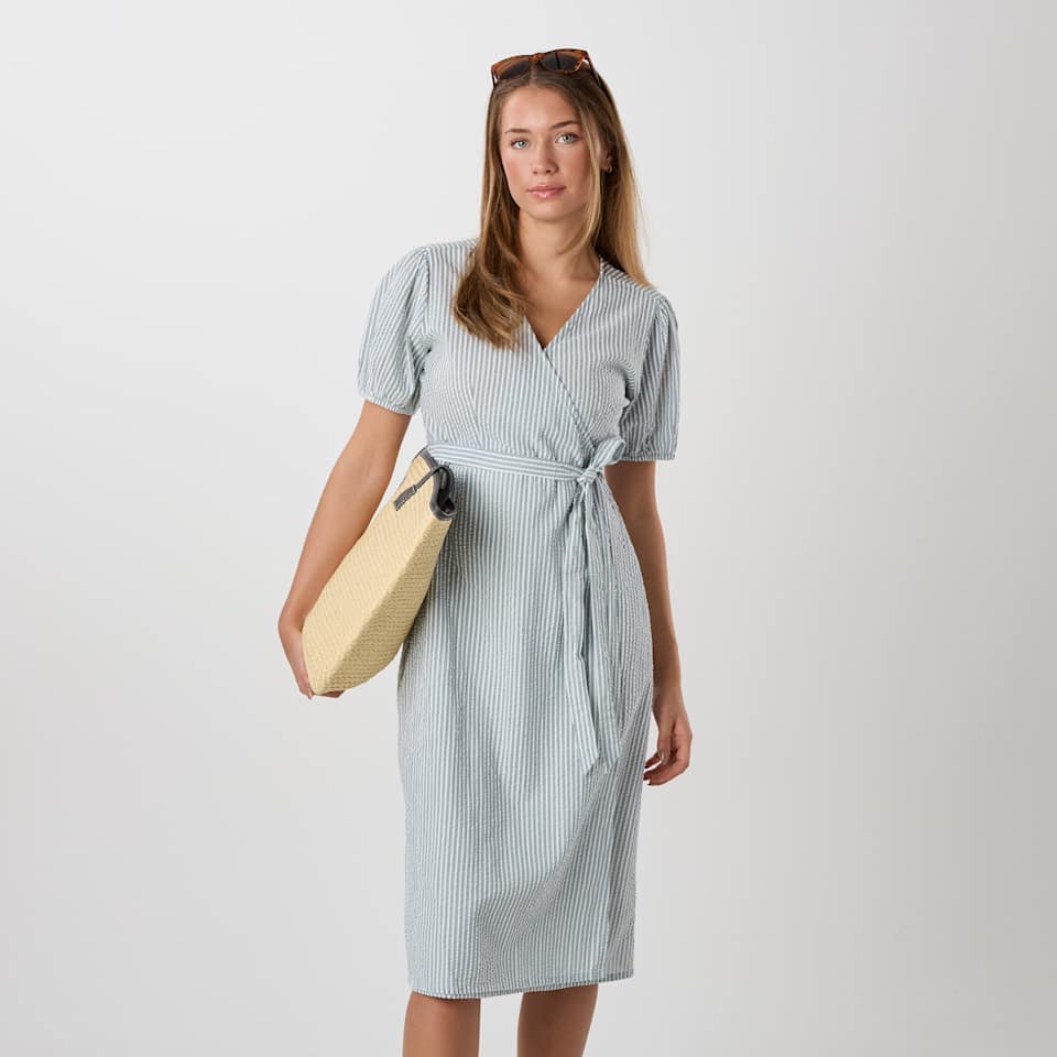 Marina Seersucker Wrap Dress W