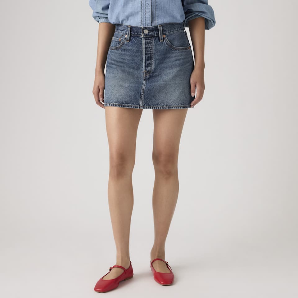 ICON SKIRT FRONT AND CENTER