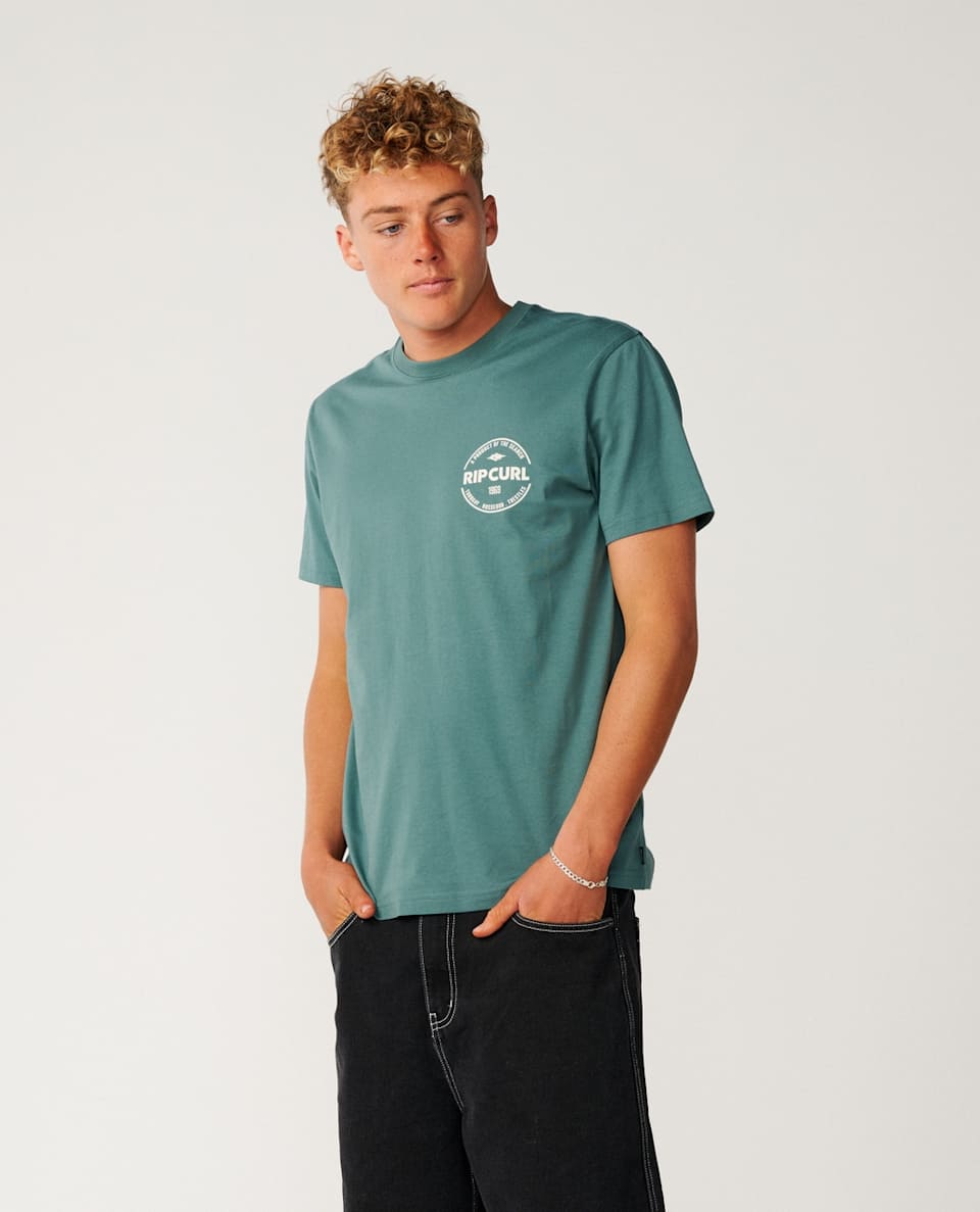 STAPLE TEE