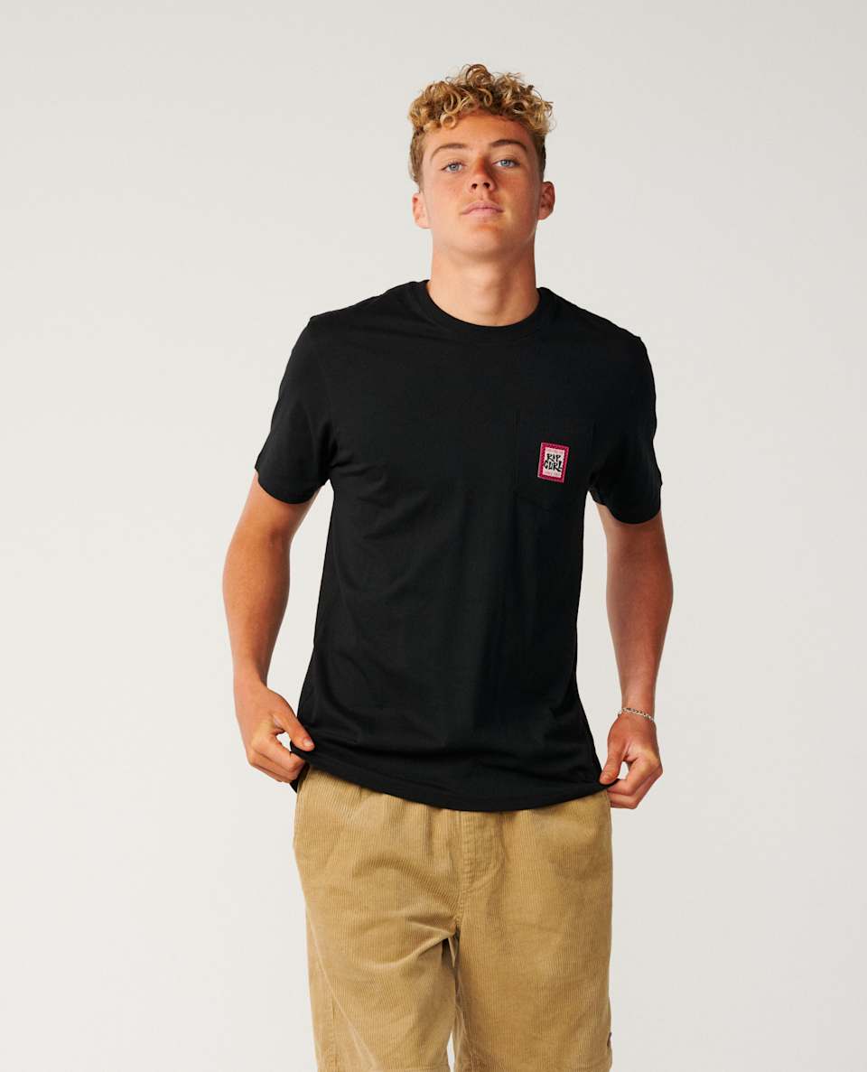 STREAMLINE POCKET BADGE TEE