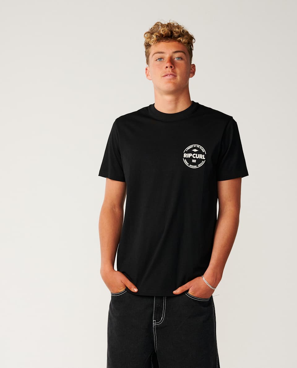STAPLE TEE