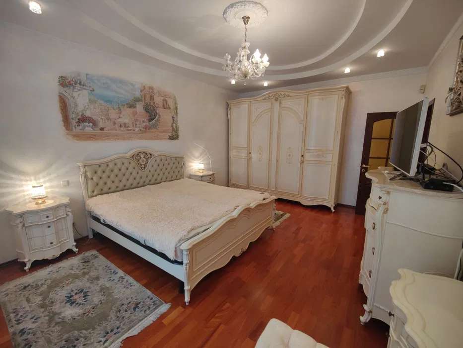 Провіантська, 3