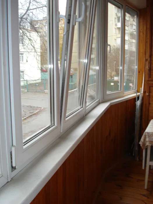 Машинобудівна, 27