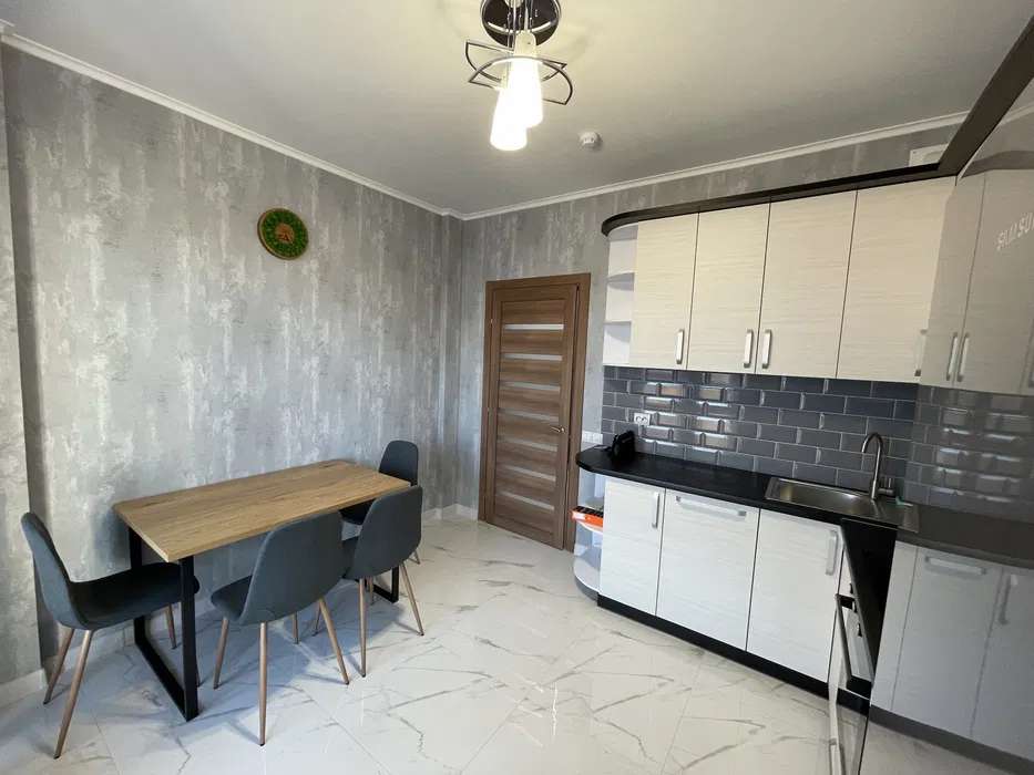 Ревуцького, 54 Б