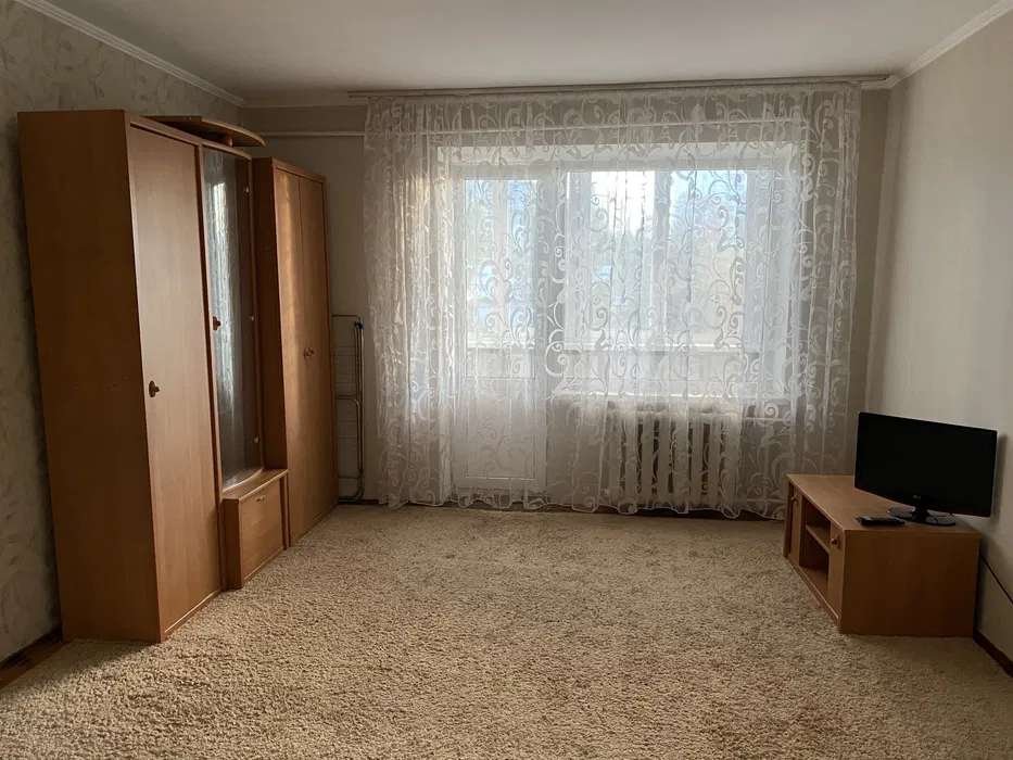 Бориспільська, 28