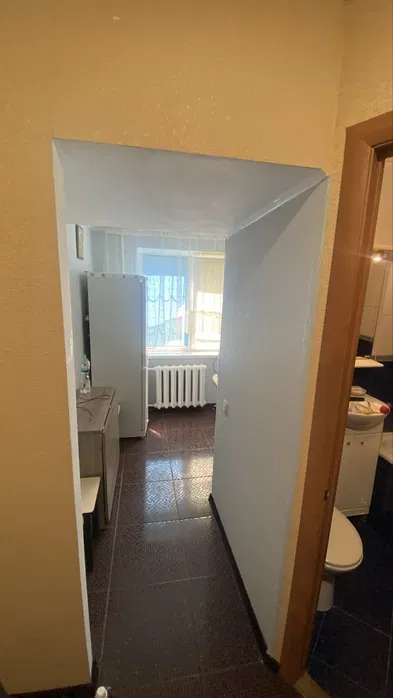 Воскресенський, 25в