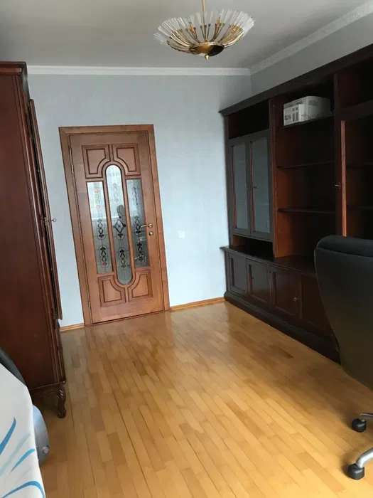 Вишняківська, 13