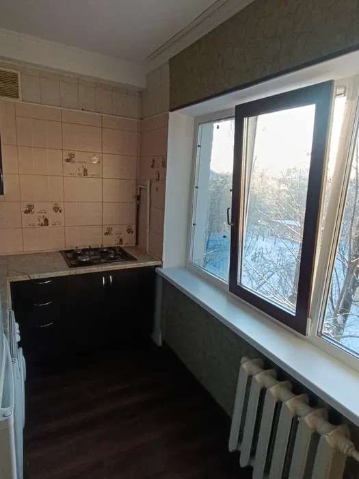 Відрадний, 28