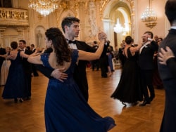 Semperopernball Dresden: การเตรียมตัวและกำหนดการ