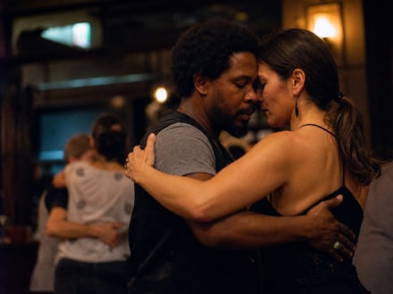 تعلم رقص Kizomba: دليلك للرقص الثنائي