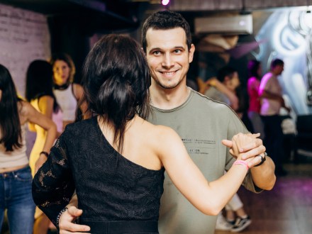 Dance Etiquette in Munich: A Guide for the Dance Floor