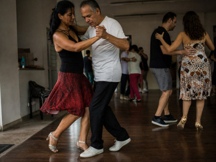استایل Samba de Gafieira: لباس و کفش مناسب