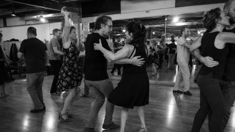 Volle Tanzflächen und karibische Lebensfreude: Bei den Münchner Latino-Partys steht das gemeinsame Erleben im Vordergrund.