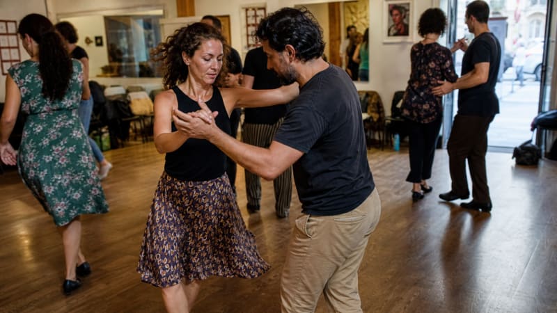 Die richtige Balance aus Eleganz und Rhythmus: Samba de Gafieira erfordert eine präzise Abstimmung zwischen Lead und Follow.