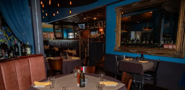 Tavolo Wine Bar & Tuscan Grille Smithfield photo 2