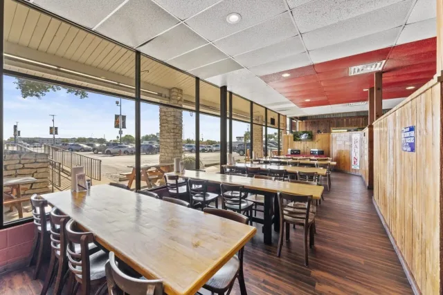 Pok-e-Jo's Smokehouse: Round Rock photo 1
