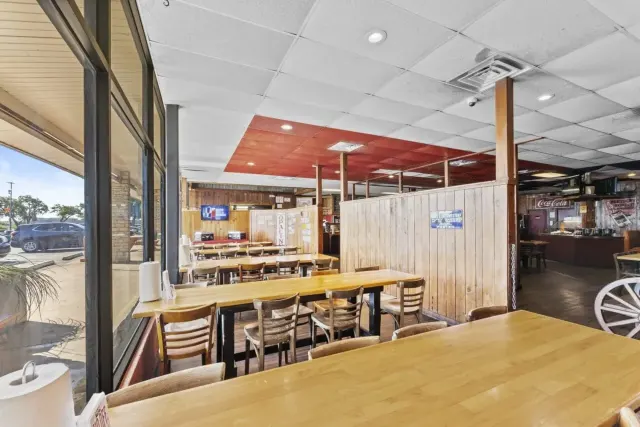 Pok-e-Jo's Smokehouse: Round Rock photo 2