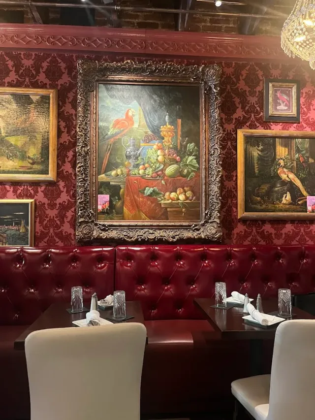 McRae's American Bistro & Cocktails photo 2