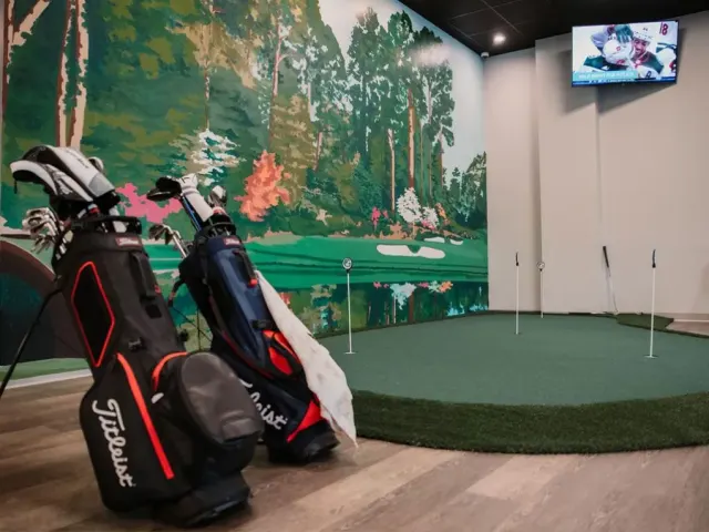 Golf Cove photo 2