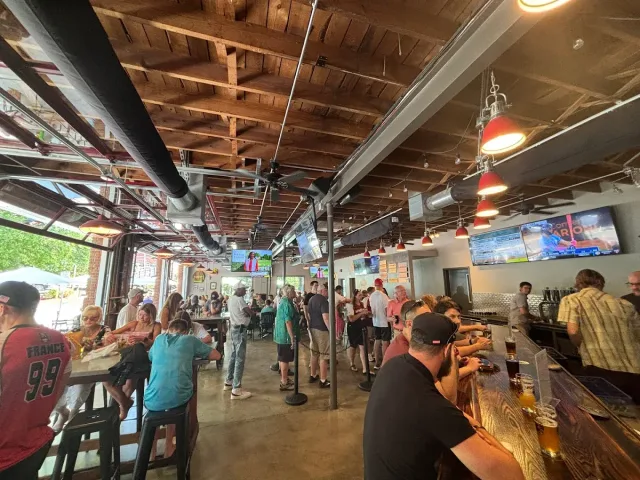 Middle James Brewing Company: Waxhaw photo 2