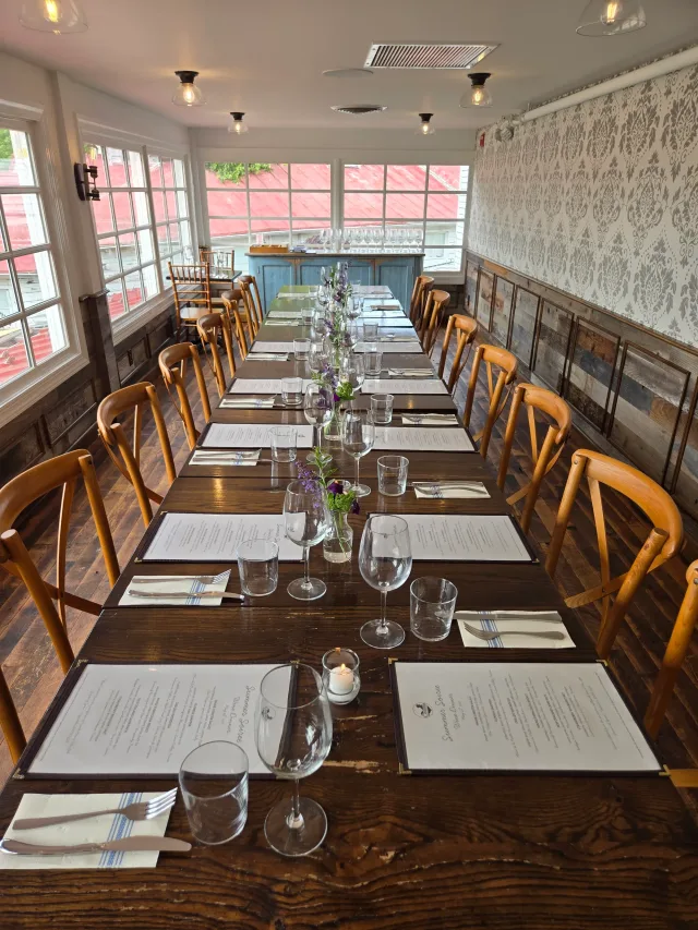 Comus Restaurant and beer garden photo 2