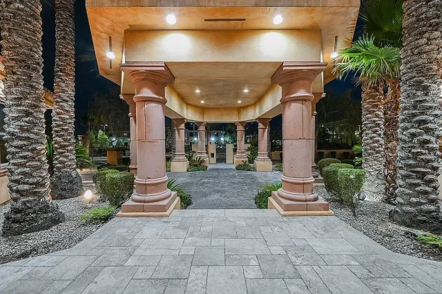 Prosperity Palace photo 2