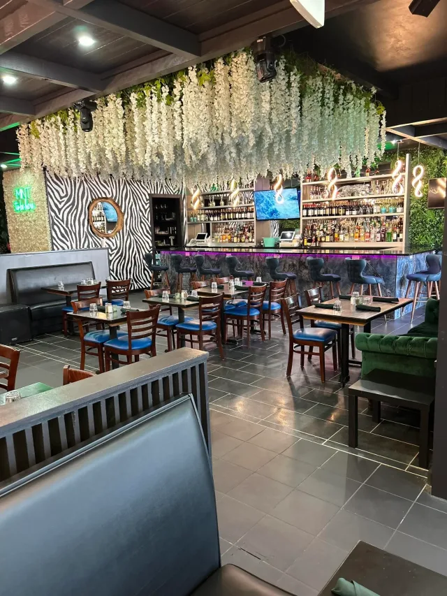 Mint Kitchen and Cocktails photo 2