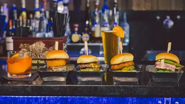 Sidecar Slider Bar - Grosse Pointe photo 2