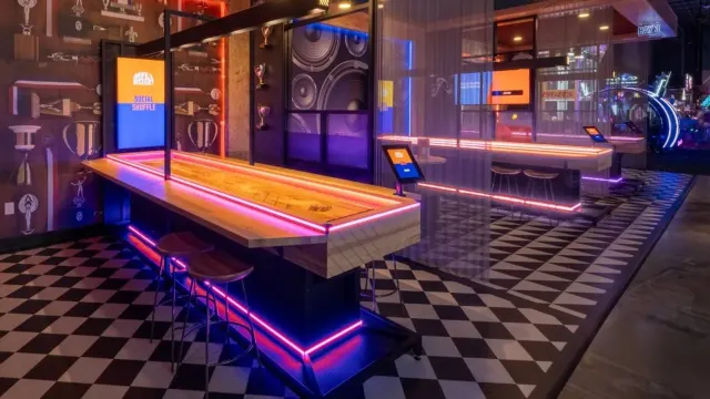 Dave & Buster's - Livonia, MI photo 2