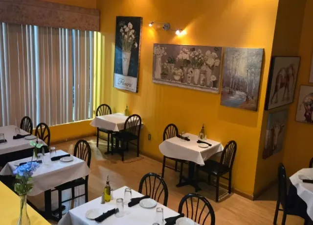 Idylwood Grill & Wine Bar photo 2