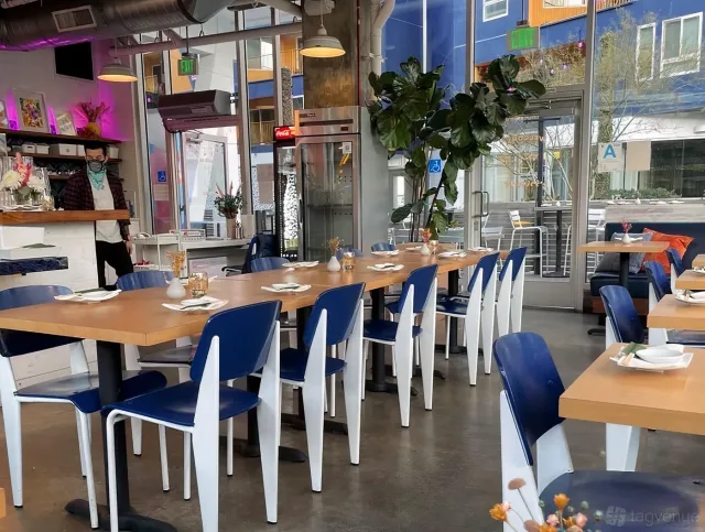 Kombu Sushi - Arts District photo 2