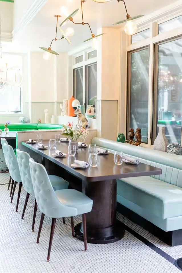 Liberty Kitchen & Oysterette - River Oaks photo 2