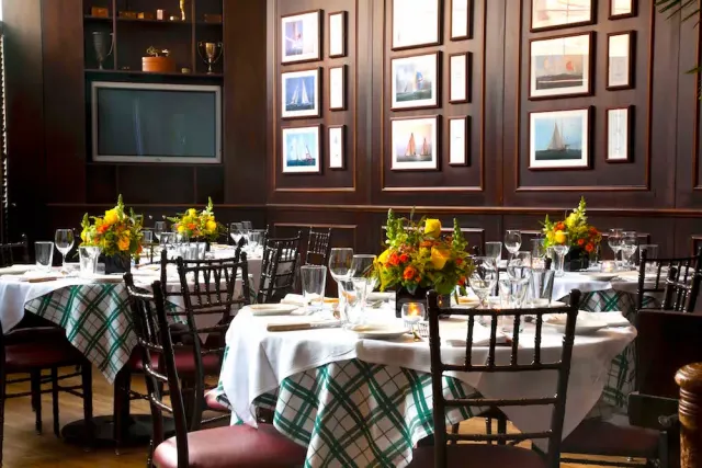 Hugo's Frog Bar & Chop House Naperville photo 1
