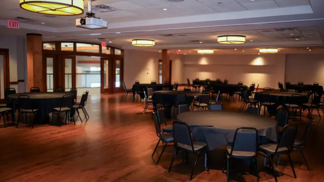 Ballrooms at 810 Entertainment - South Barrington
