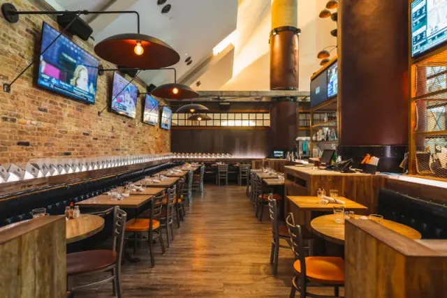 Supper Club Auditorium at Burgerology Midtown