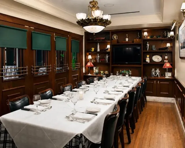 The Boardroom at Hugo's Frog Bar & Chop House Chicago