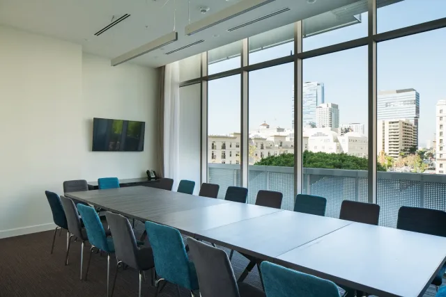 Olive Boardroom at Level Los Angeles