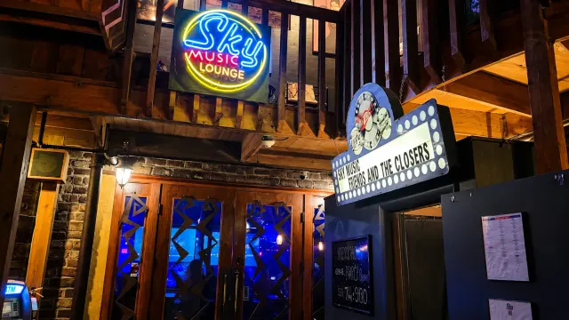 Sky Music Lounge photo 2