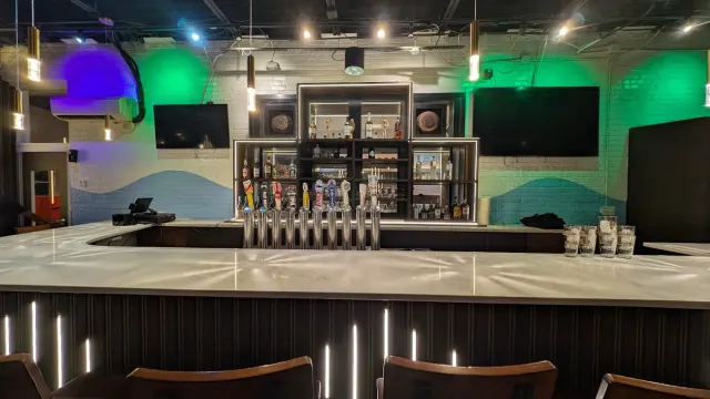 Taal - Sports Bar & Fine Dining photo 2