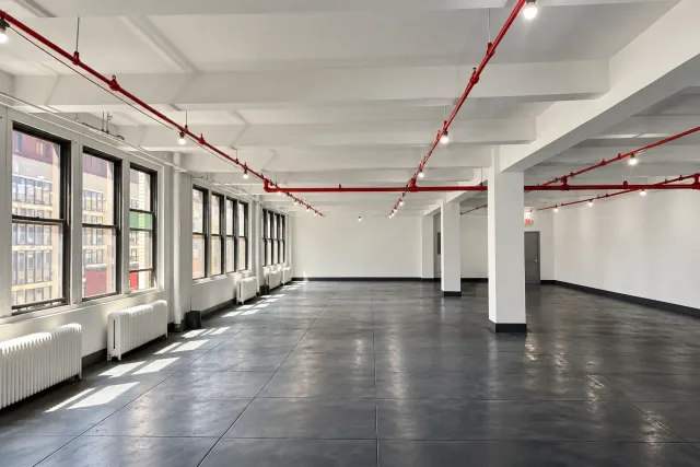 Manhattan Industrial Space photo 2